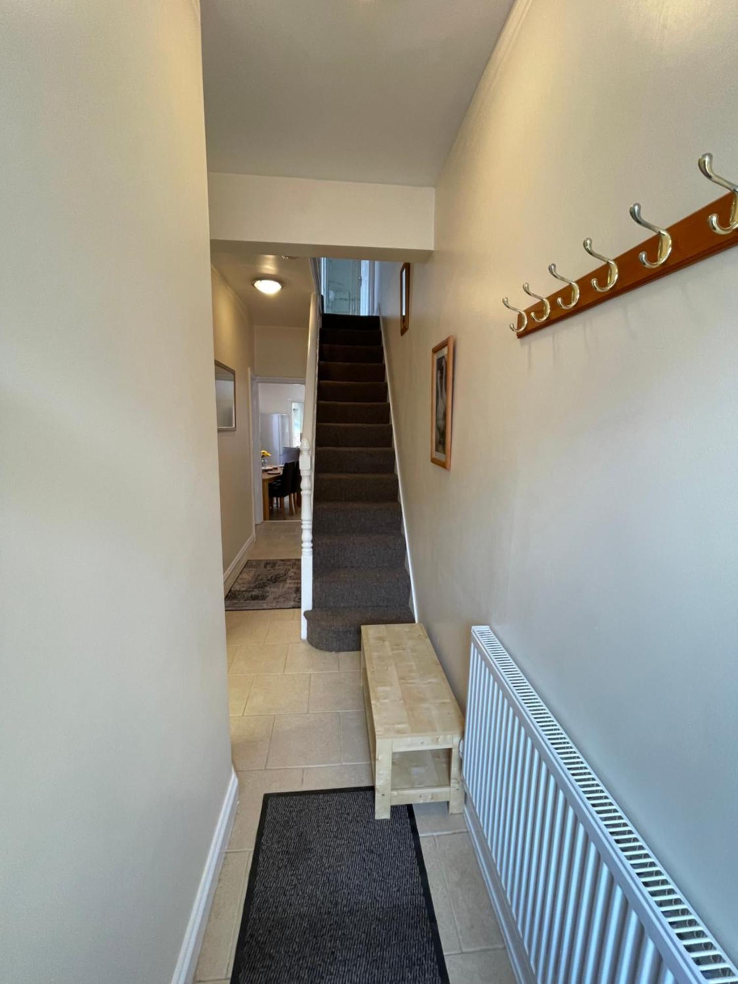 Beanies Lornestreet Four Bed House Apartment Swindon Luaran gambar