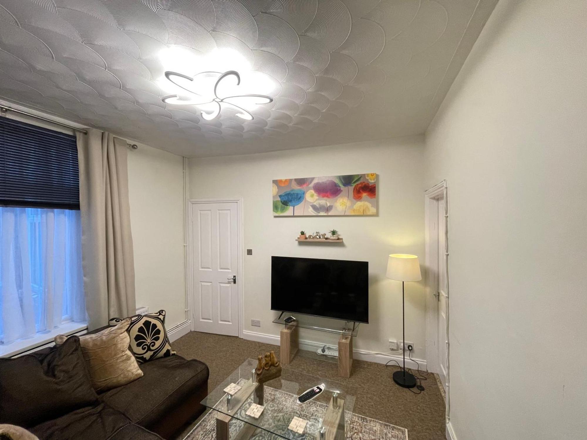 Beanies Lornestreet Four Bed House Apartment Swindon Luaran gambar
